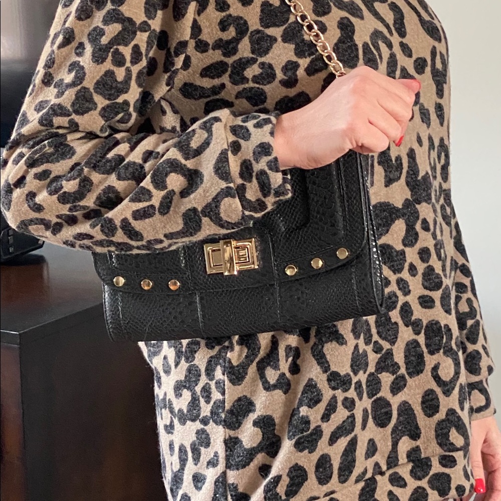 Cache Black Shoulder bag Like New - Picture 3 of 9